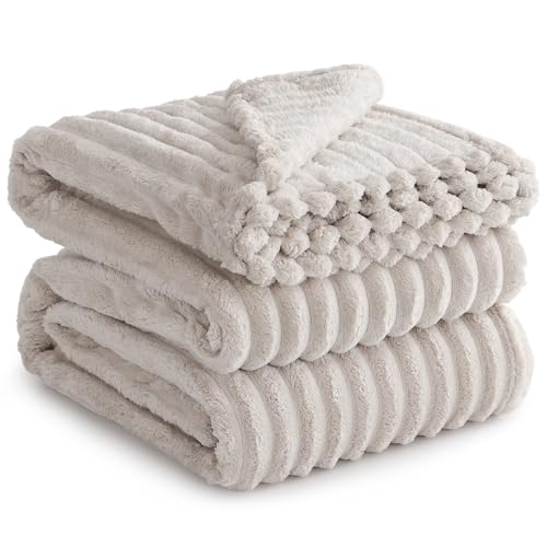 RUIKASI Kuscheldecke 220x240 Flauschig Decke Beige - XXL Wolldecke Sofadecke für Couch & Bett, Wohn- & Kuscheldecken… – Ansicht 2
