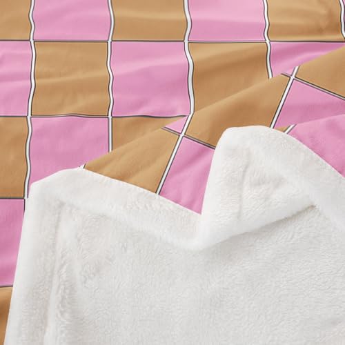 Image of Erosebridal Gaming Plaid Fuzzy Plush Throw Geometric Checkered Fleece Blanket Pink Brown Sherpa Blanket for Kids Boys Girls,Cute Checkerboard Decor for Bed Couch Queen 90 inchx90 inch