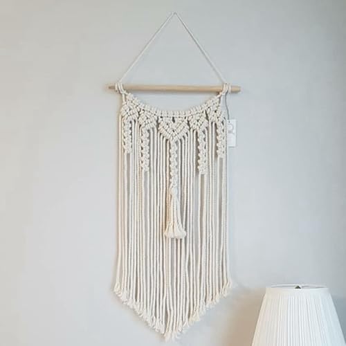 Tapisserie murale decorative macramé bohème pour créer un salon cocooning