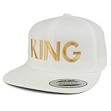 Trendy Apparel Shop Flexfit King Metallic Gold Embroidered Flat Bill Snapback Cap - Off White