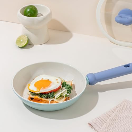 Sartén con hierro forjado y sin revestimiento diseñada para uso en la cocina doméstica y con fines de freír (cubierta A+)