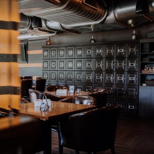 Churchills Cigar Bar Grosse Point, Michigan #cigarsociety #cigarstyle #cigarsmoker