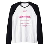Tolle Geschenkidee für jede Frau oder Dame mit Sinn für Humor. Du magst deinen Namen oder Spitznamen und wenn du den Raum betrittst schauen alle nur nach Dir. Mit diesem niedlichen Namens-Design brauchst du kein Namensschild mehr im Büro auf der Arbeit