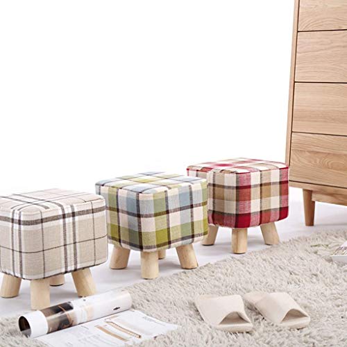 Tabouret de rangement pour optimiser un salon encombré