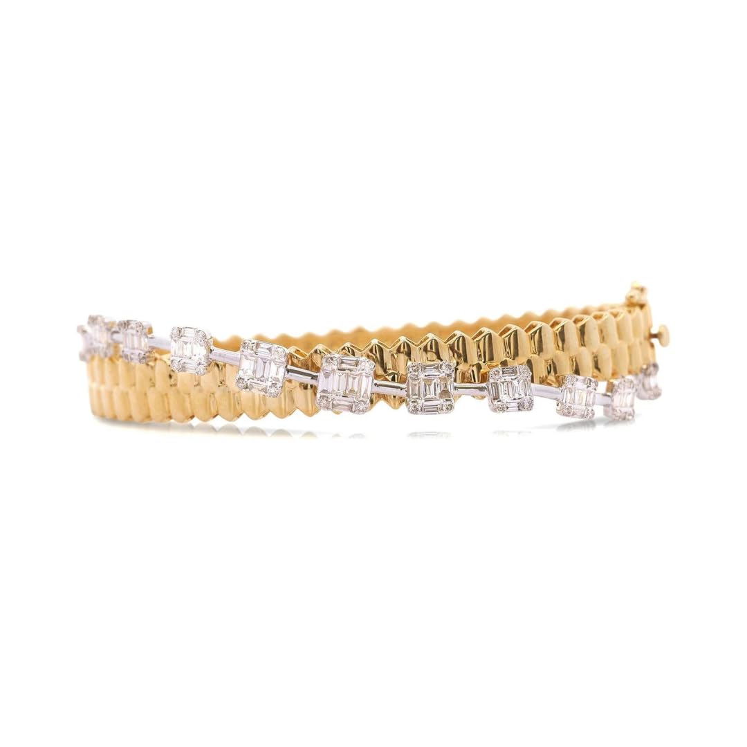 14K White and Yellow Gold Ribbed 1 52 Carat Illusion Set Diamond Bangle Bracelet Square Diamond Cluster Bangle
