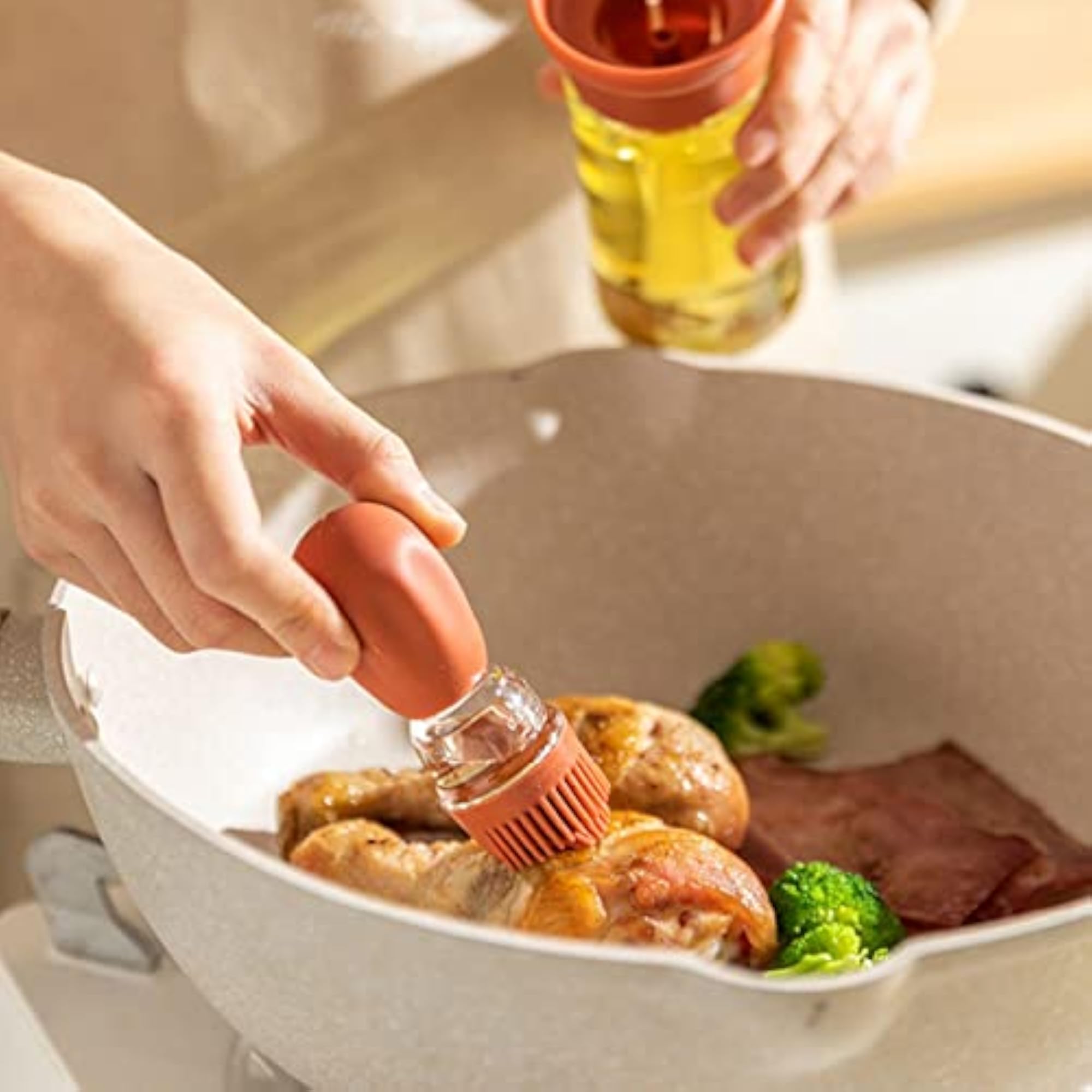 Glass Kitchen Olive Oil Bottle with Silicone Brush