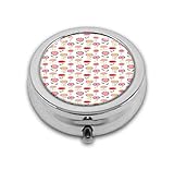 Le pilulier chromé exquis dispose d'images mises en évidence dans différents motifs élégants et d'un verrou à ressort fiable pour garder vos médicaments en sécurité.