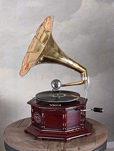 Grammophon Palazzo Int Trichter von His Masters Voice als Tischdekoration