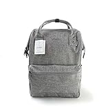 Una mochila plegable ultraligera de 35 litros y una cremallera doble aumentan la seguridad cuando están cerrados.