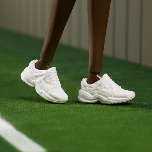 Miniatura 5 de Barbie Colección Inspiring Women Venus Williams Muñeca de Moda con equipación de Tenis característica y Raqueta, Incluye Embalaje para exposición, HRM49