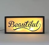 Dimensions (H x l x P) : 15 x 30 x 8 cm. Cette lumière est parfaite pour tout podcasteur, musicien en herbe, ou quelqu'un qui recherche régulièrement des choses cool et toutes les choses geek, folles et uniques. Elle peut être alimentée par USB. Cette lumière est parfaite pour tout podcasteur en herbe, musicien, ou quelqu'un qui recherche régulièrement des choses cool et toutes les choses geek, folles et uniques. Il peut être alimenté par USB. Remarque : lors de l'utilisation de la télécommande, veuillez le viser à la prise USB