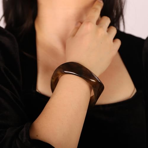 Image of JWICOS Resin Bangle Bracelet for Women Acrylic Cute Chunky Bracelet for Women Exaggerated Irregular Acrylic Resin Wristband Bracelet Bangle