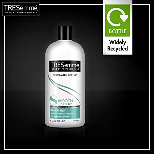 Tresemme Hydrating Conditioner For Men And Women, Professional Salon Silk Finish For All Hair Types And Colours, Large Pack (2 x 900ml)