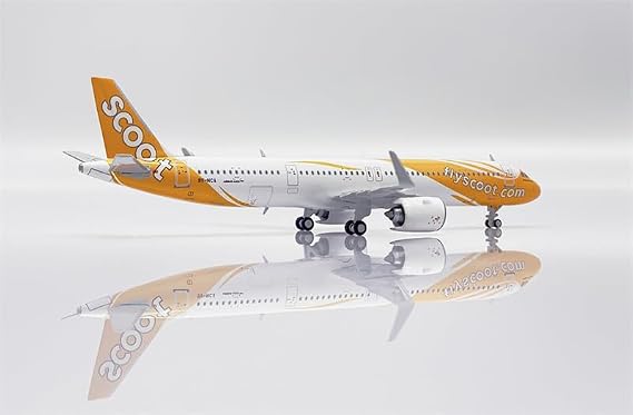 JC Wings 1/400 Complete Scoot for Airbus A321neo 9V-NCAA Wings of Change Aircraft Pre-built Model Aircraft Model Aircraft
