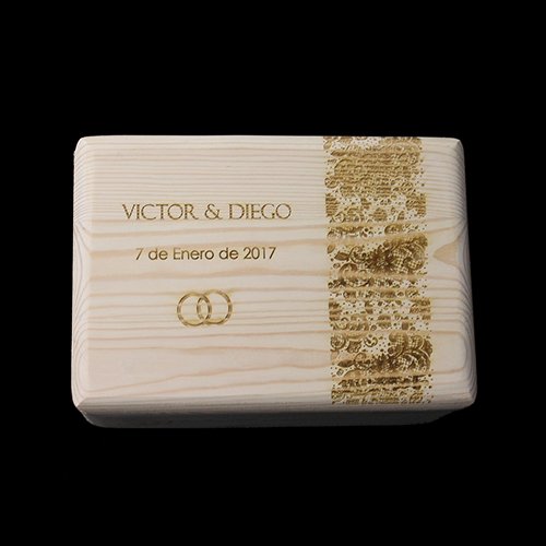 Caja de Madera Grabada con 2 Copas Grabadas