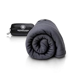 BERGBRUDER Ultraleichte Reisedecke - Outdoor Campingdecke 200x150cm mit minimalem Packmaß - Decke für Reisen in Auto, Bahn und Flugzeug