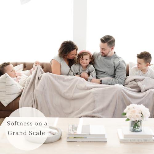 SARANONI Oversized Luxury Blanket | Breathable Super Soft, Lush, Plush Comfy Blankets for Adults | Feather - X-Large 60” x 80” - Thumbnail 3