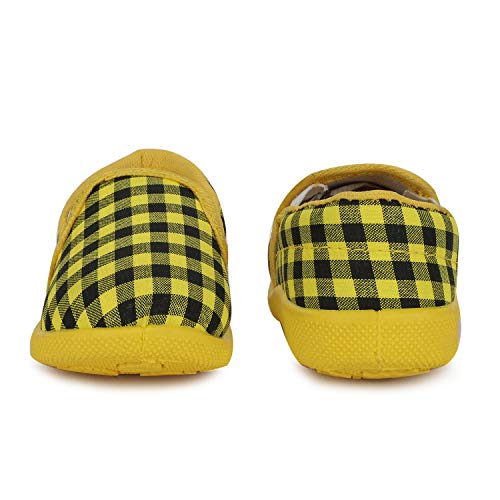 Image of SMARTOTS Sports Shoes Multicolor Age-Group 4 Months to 24 Months for Kids