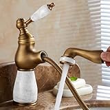 [Matériau de haute qualité] Le corps principal est en cuivre et la poignée, le bec et le robinet sont tous incrustés de jade naturel, qui possède des propriétés naturelles. Par conséquent, la texture et la profondeur de couleur de chaque robinet en jade sont différentes. Il est durable, résistant à la corrosion, antirouille, élégant et durable.