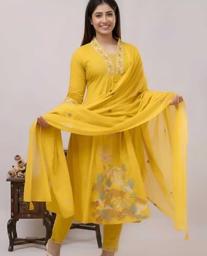 Image of Siddh CraftsWomen's Cotton Embroidery Straight Kurti With Pant Set