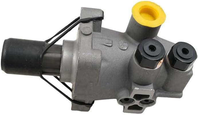 The Master Brake Cylinder 47207-37060 For TOYOTA DYNA 250 400 COASTER 4.6 TDi.
