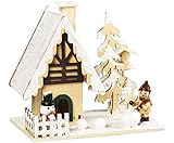 Wurde aus filigranen Sperrholz hergestellt und mit vielen kleinen Details verziert.