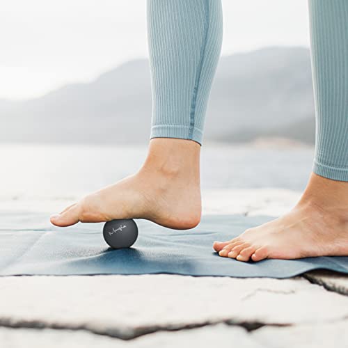 Maxgia 2" Mini Massage Ball, 5 Speeds Vibrating Massage Roller Ball For Palm, Hand, Foot, Leg, Neck, Back, Trigger Point Muscle Therapy Ball For Myofascial Release, Plantar Fasciitis Relief, Blue #TOP4