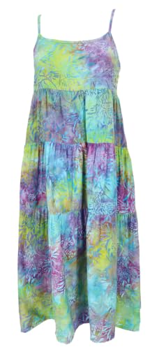 Robe d'été bohème : rayonnez de confiance dans cette coupe midi en batik