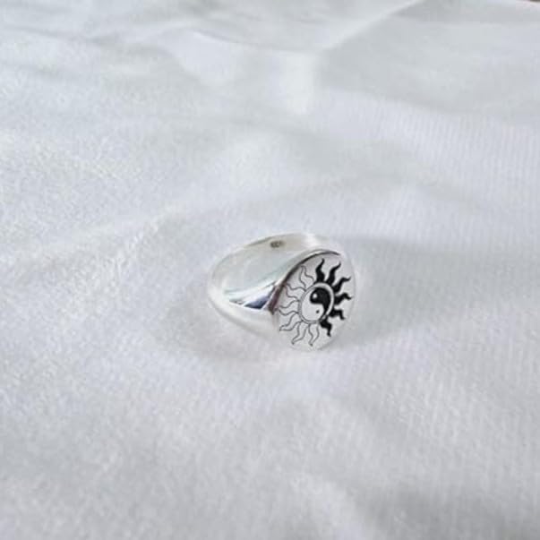 Sun Yin Yang Ring 925 Sterling Silver – Handmade Aesthetic Signet Ring for Men & Women – Cool Statement Jewelry – Personalized Gift for Valentine’s Day, Anniversary & Special Occasions4
