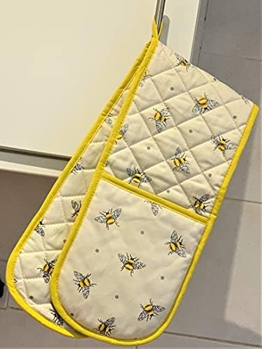 Double Oven Gloves UK Mitts Heat Resistant Mitten Heavy Duty Kitchen Pot Holders Oven Gloves Bumble Bees in the Kitchen Novelty