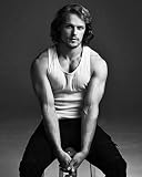 fotos4you Sam Heughan 8 x 10 / 8x10 Glossy Photo Picture Image #7