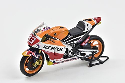 Honda RC213V Motorcycle #93 Marc Marquez Repsol Honda Team MotoGP (2015) 1/12 Diecast Model by New Ray — view 4
