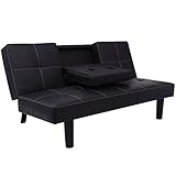 Una mesa desplegable con dos sujetavasos le da más utilidad aún a este contemporáneo sofá.