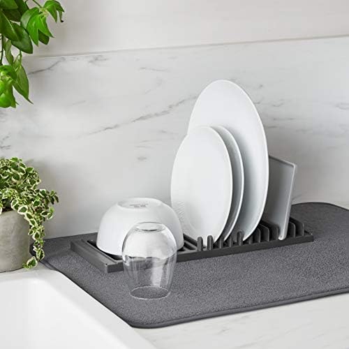 Amazon Basics Plastic Drying Rack with Mat - 41x46cm / 16x18" - Charcoal, With 2 Mats