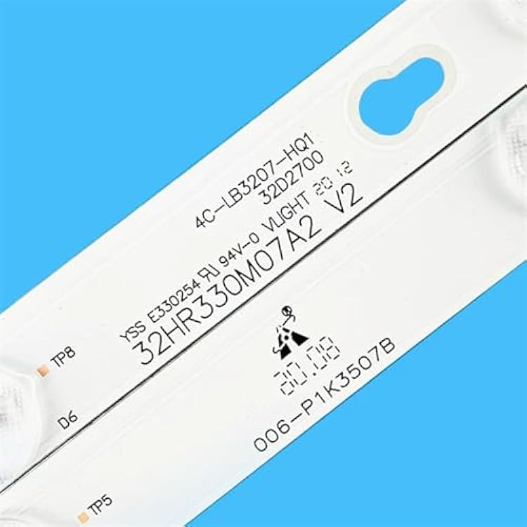 2PCS / lot متوافق مع تلفزيون LCD مقاس 32 بوصة TOT_32D2700_2X7_3030C_7S1P BI-Lens YHB-4C-LB320T-YHL L32F3303B L32E1810816-RC7XFS-00