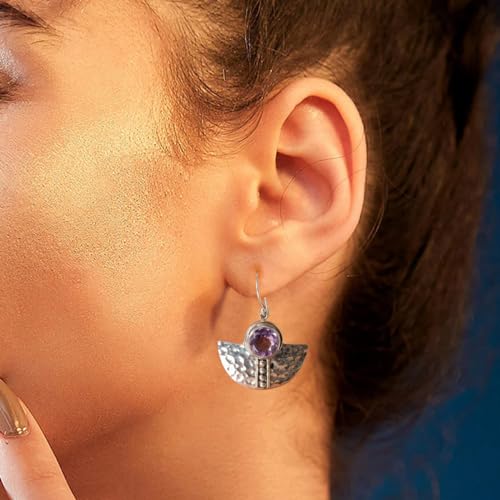 Améthyste naturelle et argent 925 martelé main pour ces boucles d'oreilles pendantes d'exception