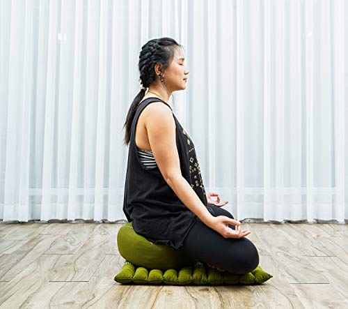 Image of Leewadee Meditation Cushion Set - 1 Small Zafu Yoga Pillow and 1 Small Roll-Up Zabuton Mat Filled with Kapok