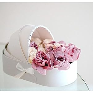 UNIKPACKAGING Premium Quality European Style Gender Reveal Gift Basket, Its a Boy/Girl Floral Box for Luxury Style Flower Arrangements (White)