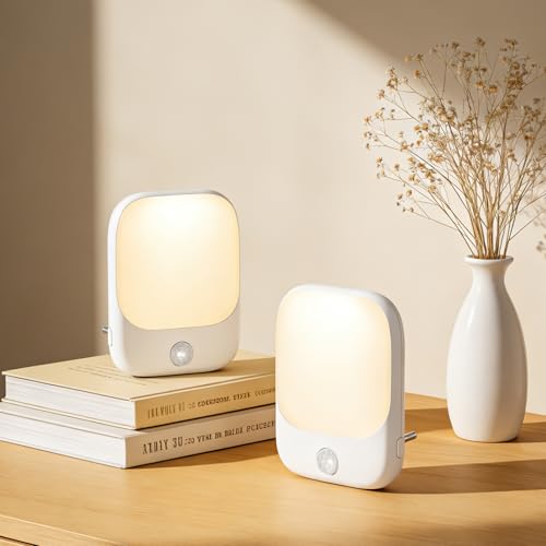 ORIA Nachtlicht Steckdose mit Bewegungsmelder, 2 Stk Steckdosenlicht, 5 Helligkeit Dimmbare, EIN/AUTO/AUS Modi, LED Nachtlicht für Kinderzimmer, Schlafzimmer, Treppe, Küche - Warmweiß