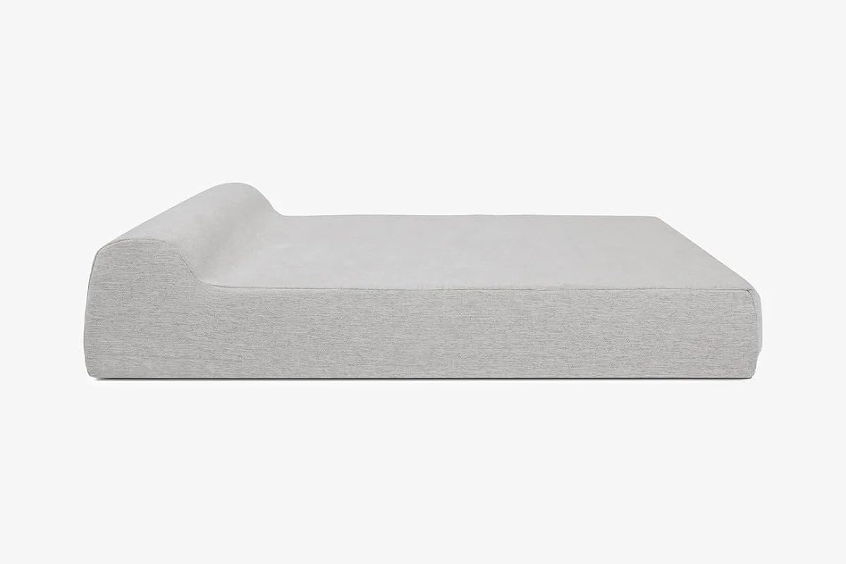 Big Barker 7" Bed with Headrest view 2