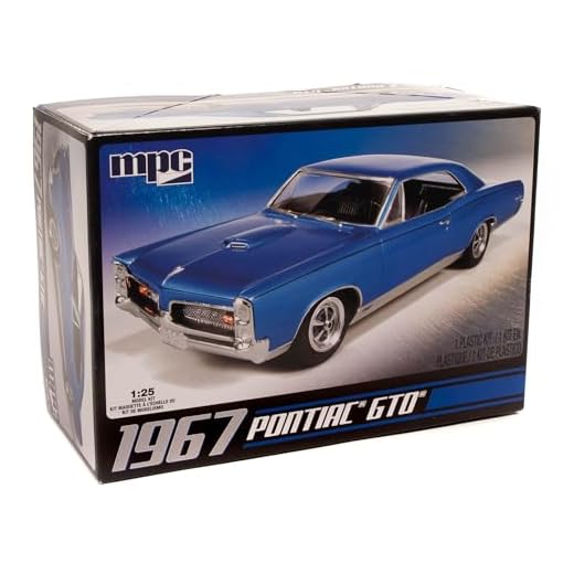 MPC: 1:25 Scale Model Kit - 1967 Pontiac GTO - Blue, 85+ Parts - Skill Level 2, Authentic Vehicle Building Kit, Replica Classic Car, Age 14+