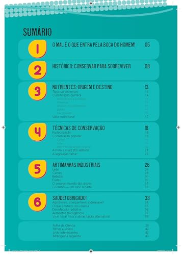 Alimentos em pratos limpos