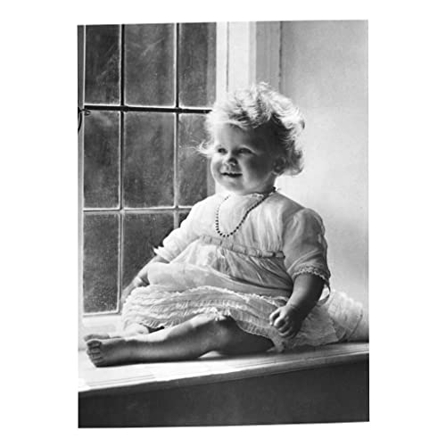 Affiche Queen Elisabeth II enfant photo noir et blanc vintage de la Reine d'Angleterre
