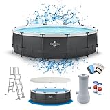 Fácil de montar. Recibirás todo lo necesario para montar la piscina en unos pocos pasos. Contenido del envío: liner piscina multicapa con revestimiento K80 y núcleo de PVC Premium 1000D (+100% de material en comparación con el clásico 500D), marco con estructura tubular reforzada barnizada con arena efecto satinado, bomba de bajo consumo de energía y filtro, escala de acceso de piscina, funda, alfombra aislante, manual de instrucciones multilingüe. Instalación fácil y segura.