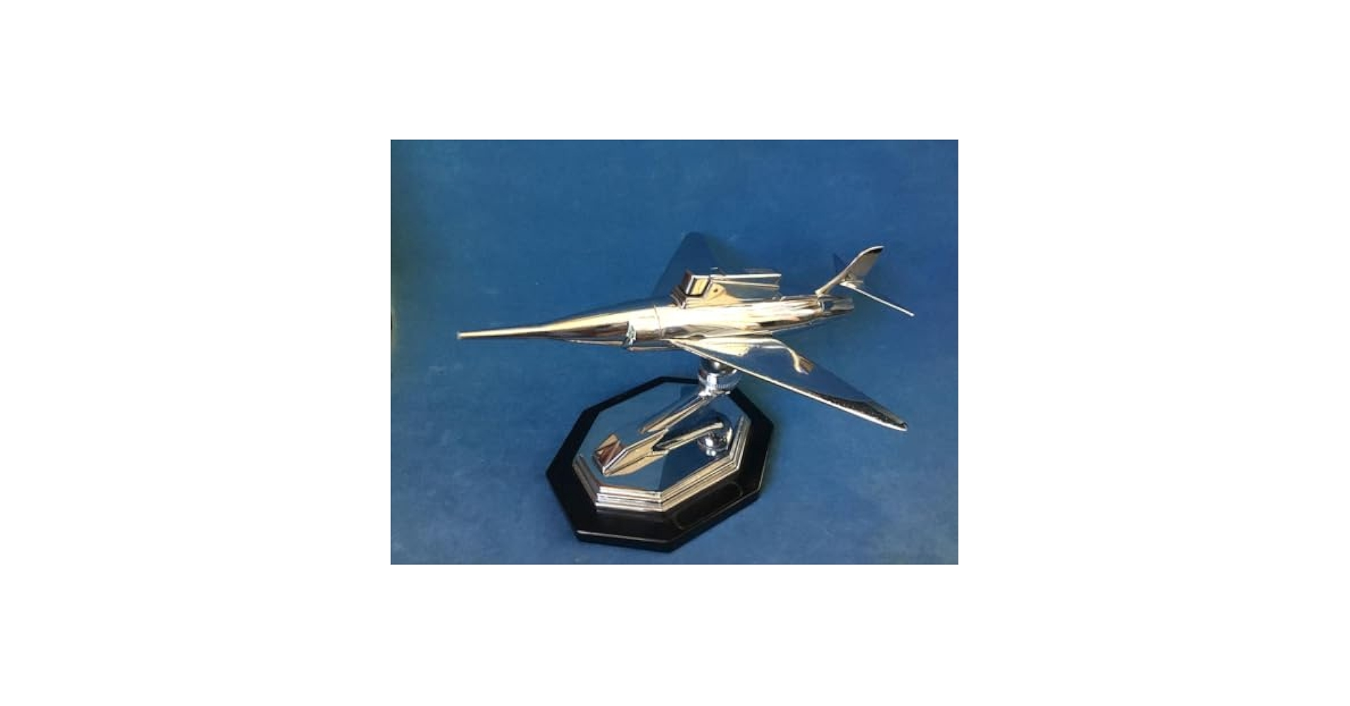 ジェット戦闘機　卓上 ライター　60年代　レトロフューチャー　ミッドセンチュリー Amazon.co.jp: ジェット戦闘機 卓上 ライター 60年代 レトロ