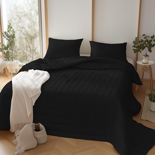 CLARA HOME Copriletto Matrimoniale 2 Piazze Trapuntato Color Nero, Coperta in Pregiato Raso Satin, Elegante e Semplice, Ideale Autunno Primavera, Made in Italy