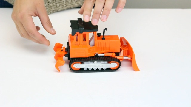 Amazon.co.jp: Driven ブルドーザー おもちゃ 子供 働く車 音が鳴る