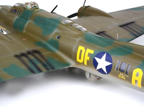 Revell 04297 Modellbausatz Flugzeug 0.075 - B-17F Memphis Belle im Ma&szlig;stab 1:48, Level 5, originalgetreue Nachbildung mit vielen Details, 4297, Mittel