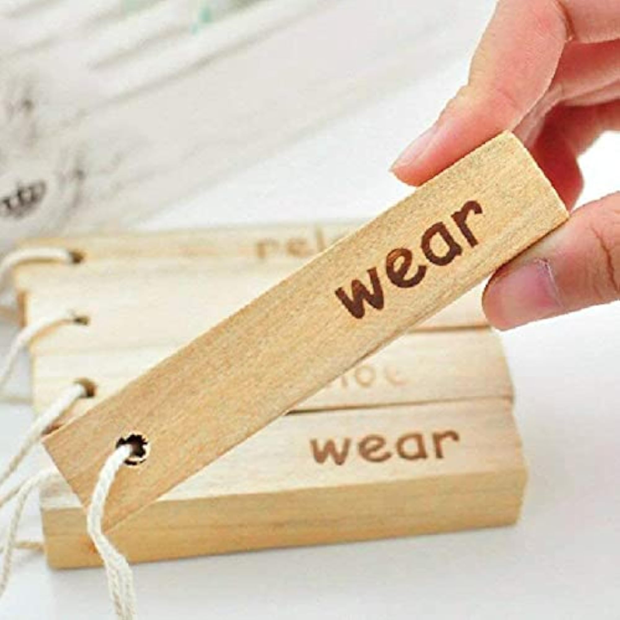 Natural Camphor Wood Block for Aromatic Deodorization, 5 Pcs