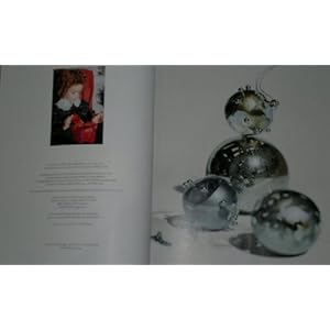 HANDMADE CHRISTMAS THE BEST OF MARTHA STEWART LIVING Hardcover–January 1 1995